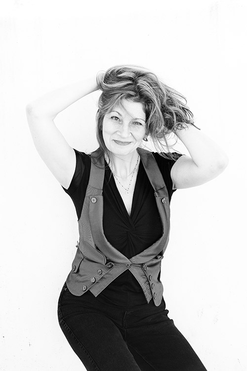 Sabrina - Assistante Administrative de 7 Secondes